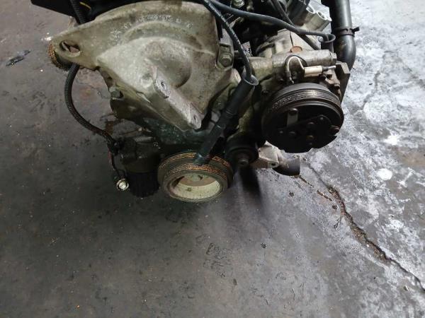 MOTEUR RENAULT ESSENCE - Vue 4